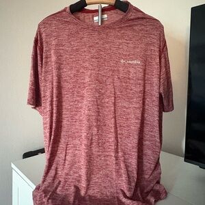 Columbia Men's Heathered Red Short Sleeve Tee